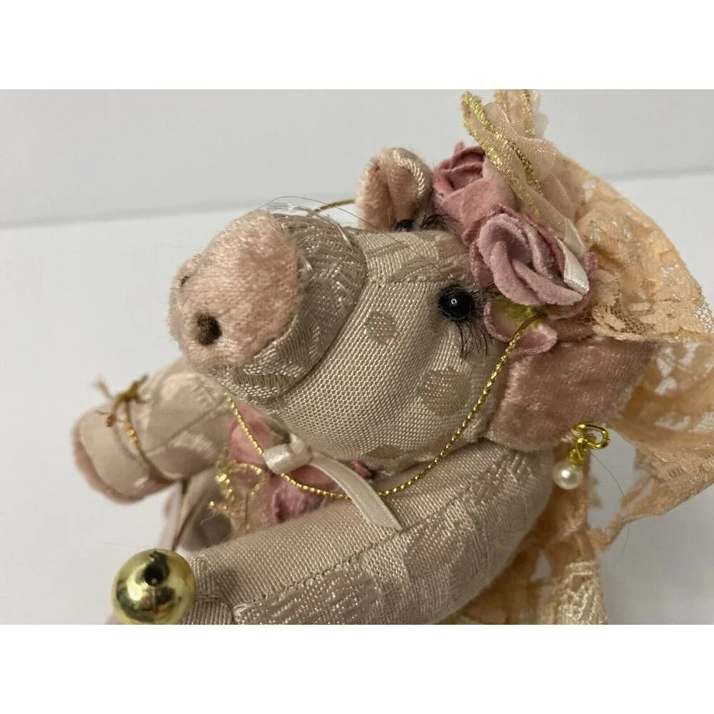 Babette Pig Doll Plush Figurine Dainty Dames Collection Lakewood‎ Pink stuffed